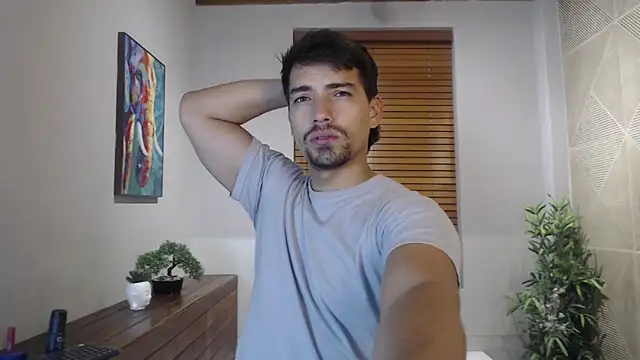 Snapshot of Ian_Daviz chatting on 14, 2, 2025 Ian Daviz online show from 14, 2, 2025