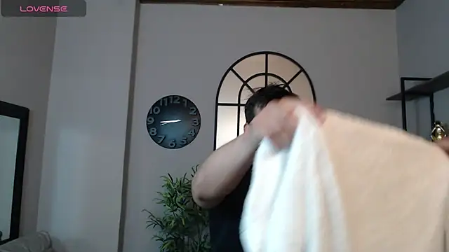 Snapshot of Ian_Daviz chatting on 19, 2, 2025 Ian Daviz online show from 19, 2, 2025