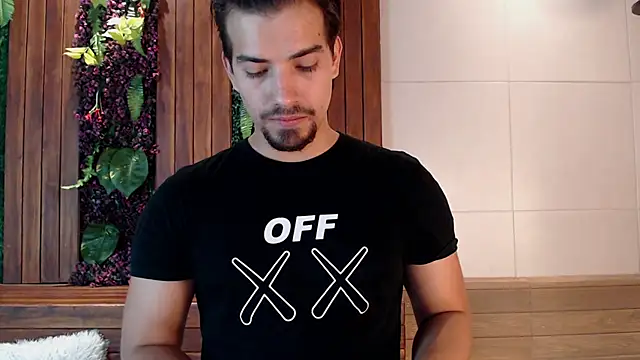 Snapshot of Ian_Daviz chatting on 4, 3, 2025 Ian Daviz online show from 4, 3, 2025