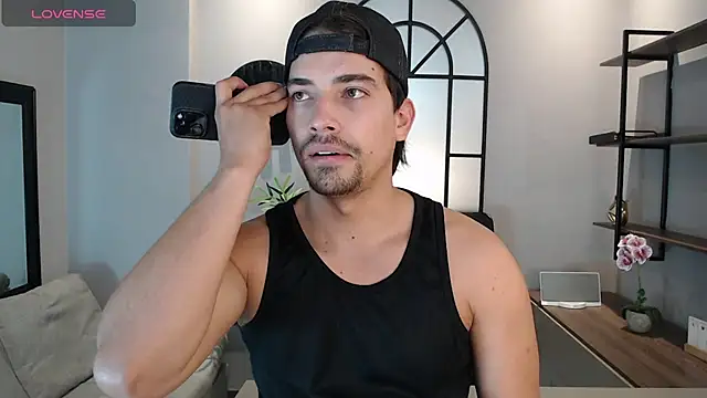 Snapshot of Ian_Daviz chatting on 6, 3, 2025 Ian Daviz online show from 6, 3, 2025