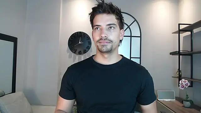 Snapshot of Ian_Daviz chatting on 8, 3, 2025 Ian Daviz online show from 8, 3, 2025