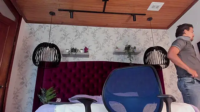 Snapshot of Ian_Daviz chatting on 20, 3, 2025 Ian Daviz online show from 20, 3, 2025