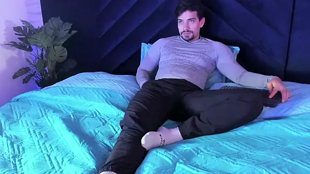 Snapshot of Ian_Daviz chatting on 12, 9, 2025 Ian Daviz online show from 12, 9, 2025