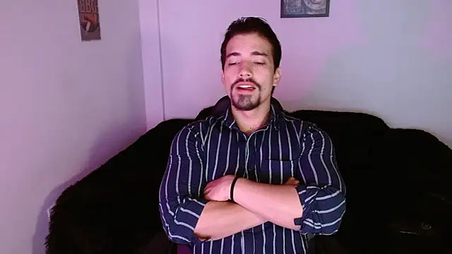 Snapshot of Ian_Daviz chatting on 14, 11, 2025 Ian Daviz online show from 14, 11, 2025