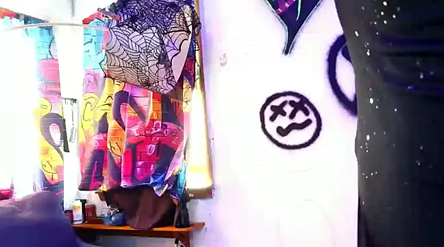 KRYZTALYNXXX online show from 8, 12, 2024