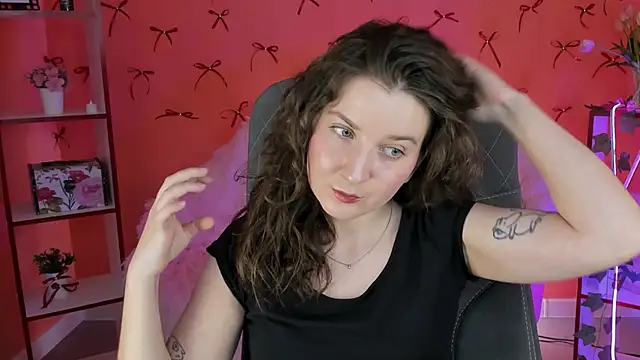 Snapshot of JackieByrd chatting on 19, 3, 2025 JackieByrd online show from 19, 3, 2025