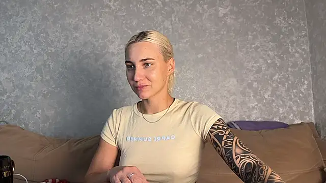 Snapshot of AnneBall chatting on 16, 2, 2026 AnneBall online show from 16, 2, 2026