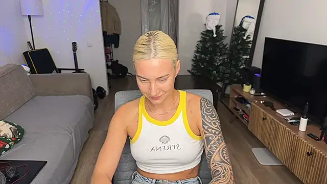 Snapshot of AnneBall chatting on 18, 2, 2026 AnneBall online show from 18, 2, 2026