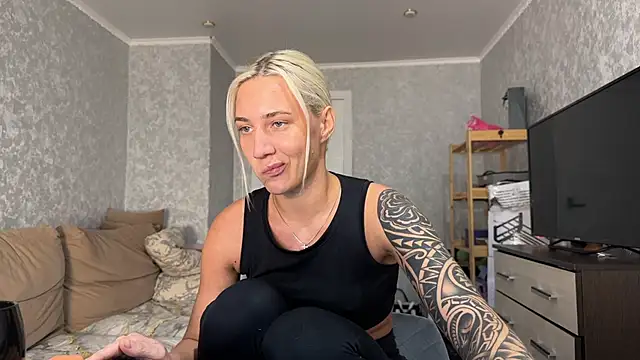 Snapshot of AnneBall chatting on 23, 2, 2026 AnneBall online show from 23, 2, 2026