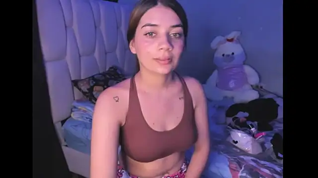 KittyKlum online show from 24, 2, 2025