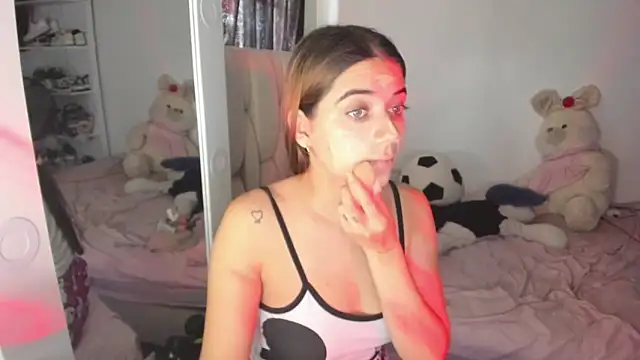 KittyKlum online show from 21, 4, 2026