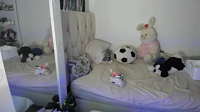 Snapshot of KittyKlum chatting on 26, 5, 2026 KittyKlum online show from 26, 5, 2026