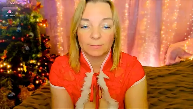 Snapshot of Regina__blue chatting on 25, 12, 2024 Regina blue online show from 25, 12, 2024