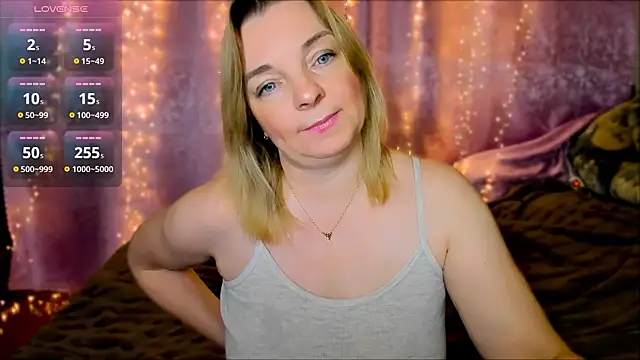 Snapshot of Regina__blue chatting on 27, 1, 2025 Regina blue online show from 27, 1, 2025