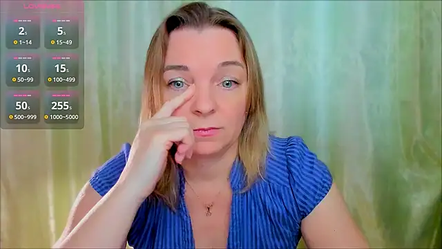 Snapshot of Regina__blue chatting on 23, 2, 2025 Regina blue online show from 23, 2, 2025