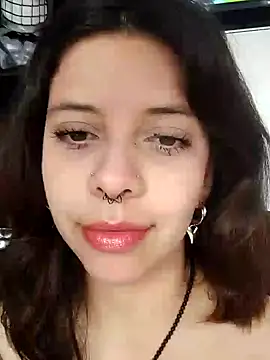 Scarlett-Smithh online show from 28, 1, 2025