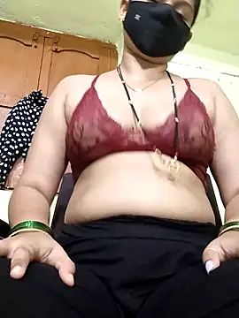Snapshot of Kashish_18 chatting on 26, 4, 2026 Kashish 18 online show from 26, 4, 2026