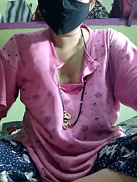 Snapshot of Kashish_18 chatting on 28, 4, 2026 Kashish 18 online show from 28, 4, 2026