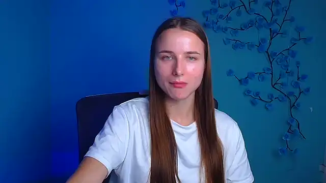 Eva Janee online show from 5, 8, 2026