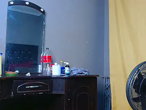 Snapshot of DarkDivva24 chatting on 6, 11, 2025 DarkDivva24 online show from 6, 11, 2025