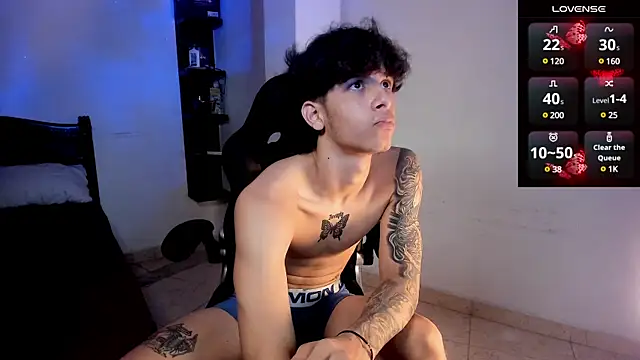 Snapshot of Snakebutterfly chatting on 8, 3, 2025 Snakebutterfly online show from 8, 3, 2025