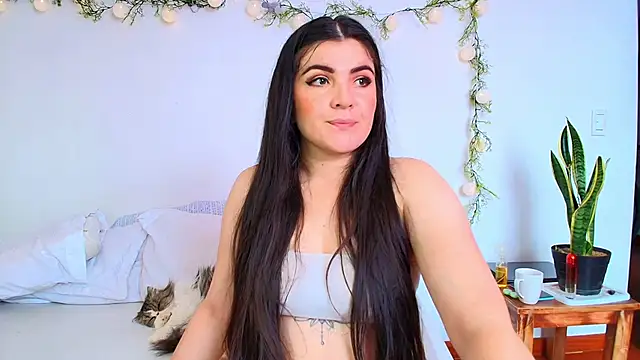 Amara vega online show from 23, 4, 2026