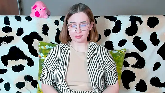 VeronikaKissuchi online show from 10, 2, 2025