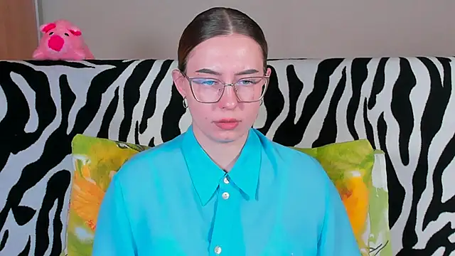 VeronikaKissuchi online show from 26, 2, 2025