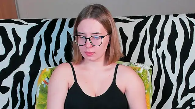 VeronikaKissuchi online show from 27, 2, 2025