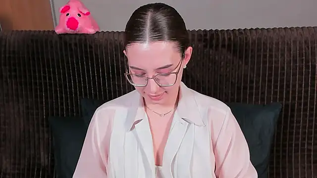 VeronikaKissuchi online show from 12, 3, 2025