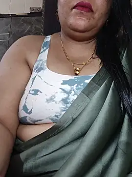 Snapshot of sneha_rose chatting on 17, 6, 2026 sneha rose online show from 17, 6, 2026
