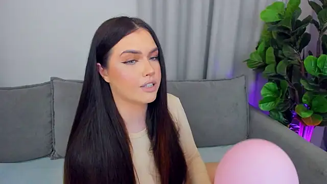 sexyangeloux online show from 6, 5, 2026