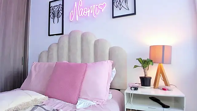 NaomiAsha online show from 24, 7, 2026