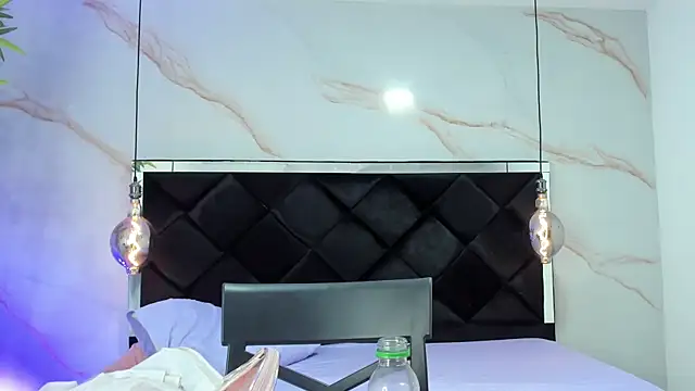 AngelaaCute  online show from 22, 9, 2025