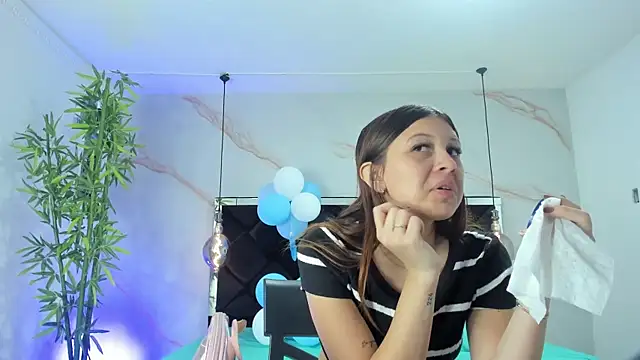 AngelaaCute  online show from 1, 10, 2025