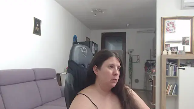 valerysexy online show from 10, 7, 2026