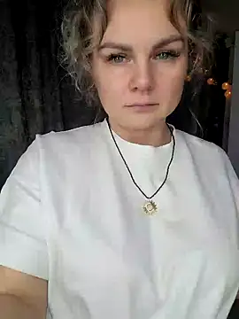 candy queeen online show from 8, 12, 2024