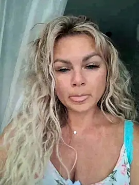 candy queeen online show from 19, 3, 2025