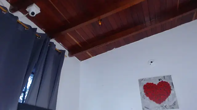 Amara Red online show from 30, 9, 2025