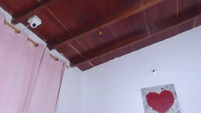 Amara Red online show from 24, 10, 2025