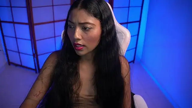 small emilie online show from 22, 11, 2025