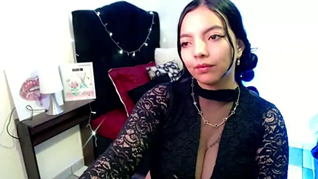 loren tits24 online show from 25, 6, 2026