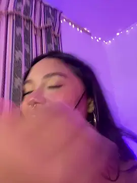 DIANEE 01 online show from 1, 3, 2025