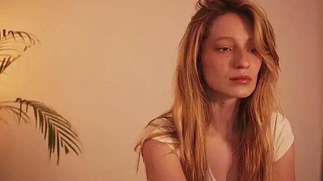 Stephany talks online show from 17, 3, 2026