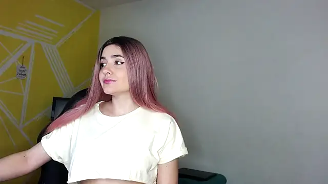 Snapshot of Nikolle_Rouss chatting on 9, 12, 2024 Nikolle Rouss online show from 9, 12, 2024