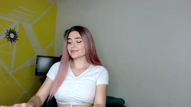 Snapshot of Nikolle_Rouss chatting on 29, 1, 2025 Nikolle Rouss online show from 29, 1, 2025