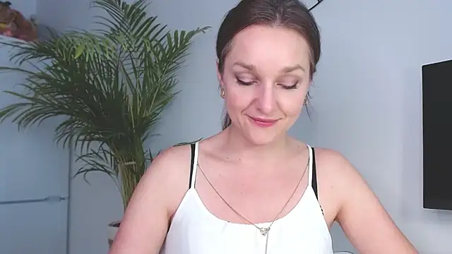 Snapshot of AliciaDesire chatting on 23, 1, 2025 AliciaDesire online show from 23, 1, 2025