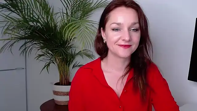 Snapshot of AliciaDesire chatting on 11, 3, 2025 AliciaDesire online show from 11, 3, 2025