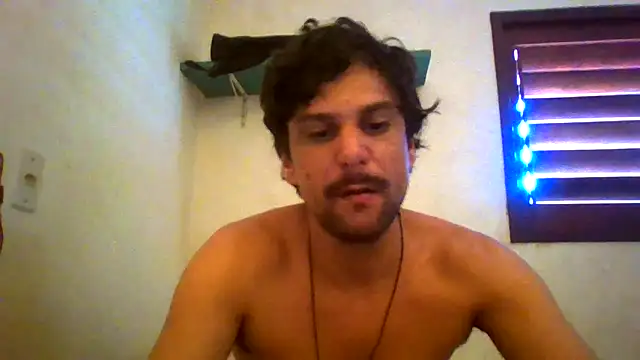 couplemilk online show from 28, 4, 2026