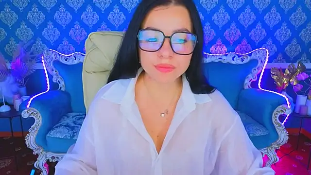 KitnissKiss online show from 14, 7, 2026